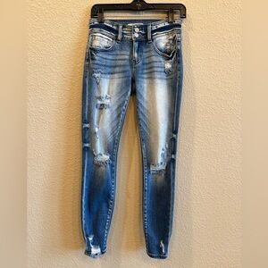 KanCan Distressed Ankle Jeans in Blue